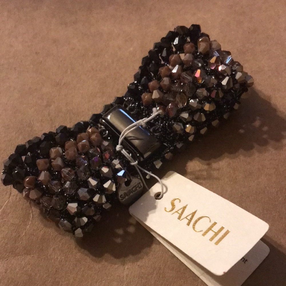 Saachi crochet beaded Bracelet multi neutral colors magnetic clasp NWT - Picture 3 of 10